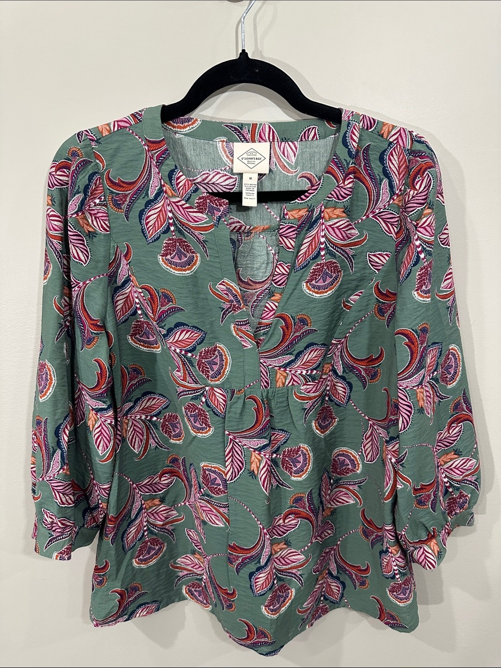 St. John’s Bay Green Paisley-Leaf Print Blouse, Size M